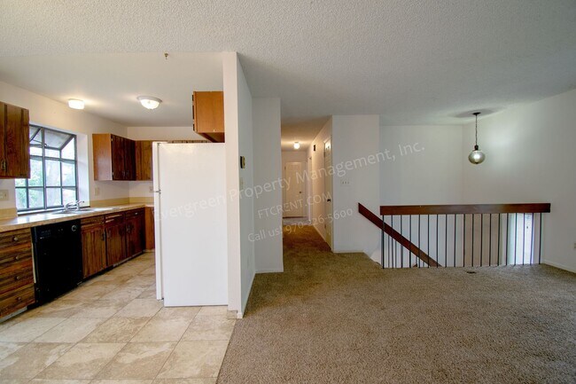 Building Photo - 1713 Hastings Dr