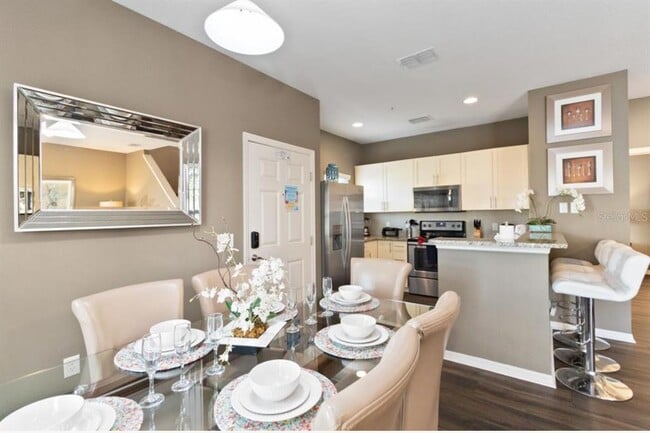 Building Photo - 3207 Gold Ln