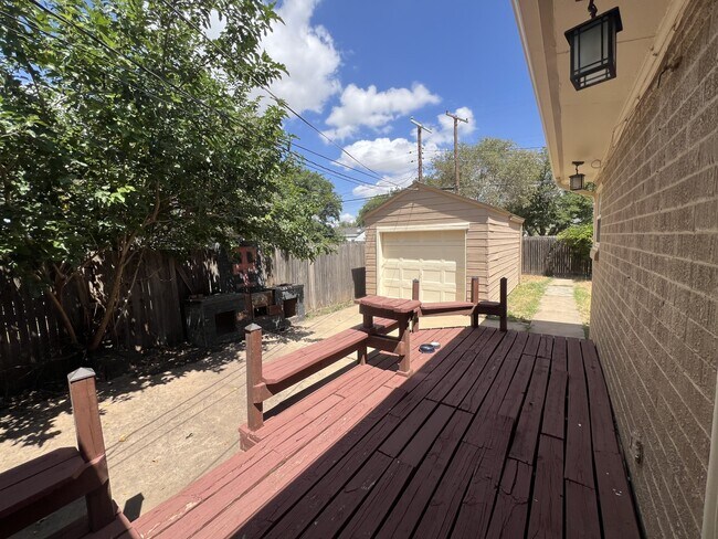 Building Photo - 2510 29th St