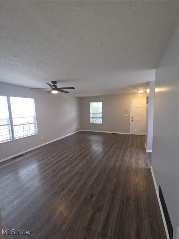 Building Photo - 9421 Hilgert Dr