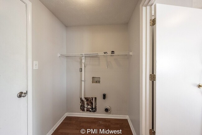 Building Photo - 5653 Valhalla Way