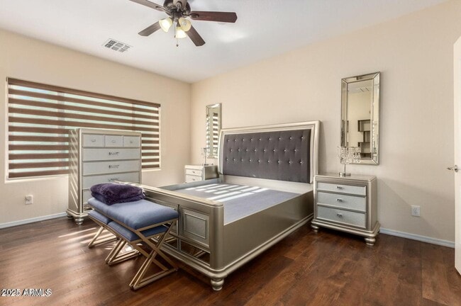 Building Photo - 10763 W Cottontail Ln