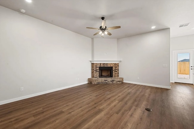 Building Photo - 2024 New Build in Wolfforth | Open Concept, Cul-de-Sac & Modern Finishes