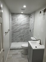 Building Photo - 540 Chestnut St