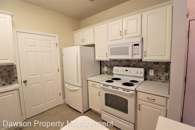 Building Photo - 2 br, 2 bath House - 14720 Via Sorrento Drive