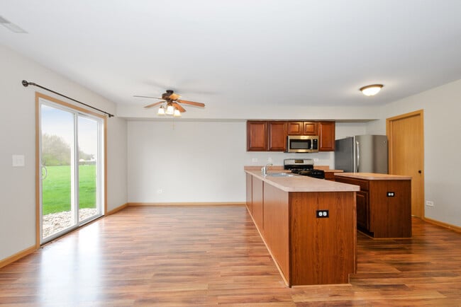 Building Photo - 25273 Faraday Rd