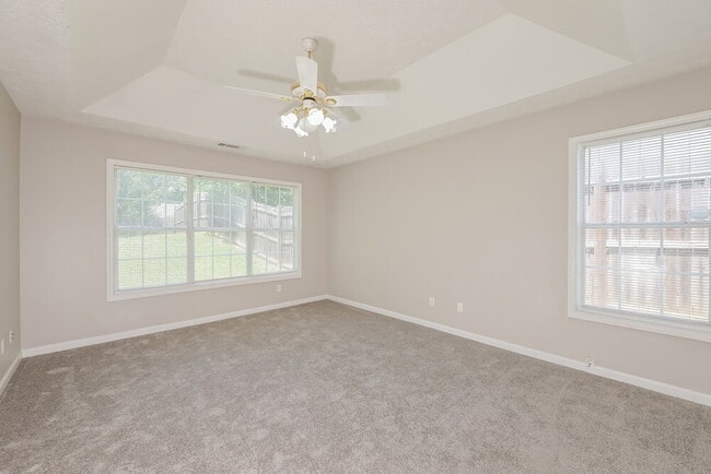 Building Photo - 827 New England Ct