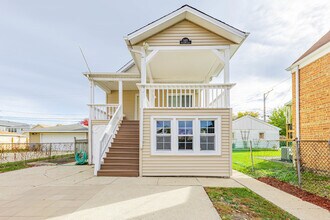 Building Photo - 5421 S Mulligan Ave