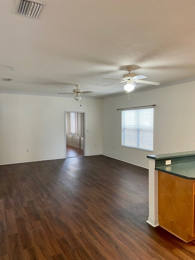 Building Photo - 4701 NW 78th Rd