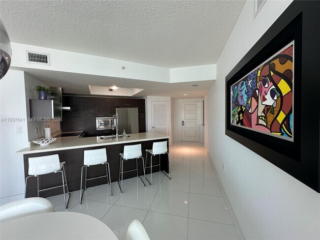 Building Photo - 150 Sunny Isles Blvd