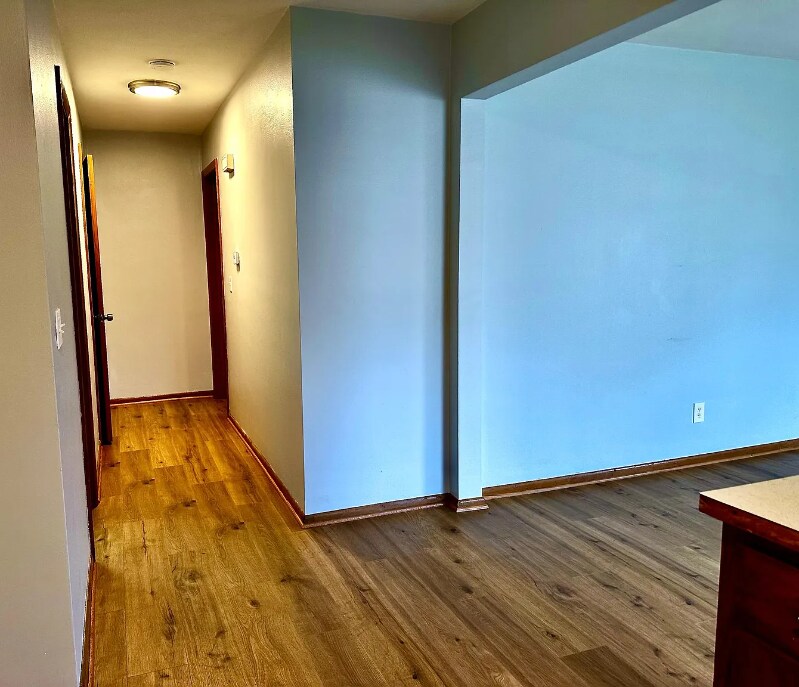 Building Photo - 3615 Schalck Dr