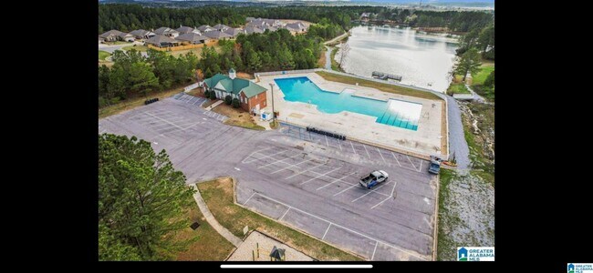 Building Photo - 683 Waterford Ln