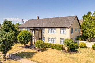 Building Photo - Harvey Corners