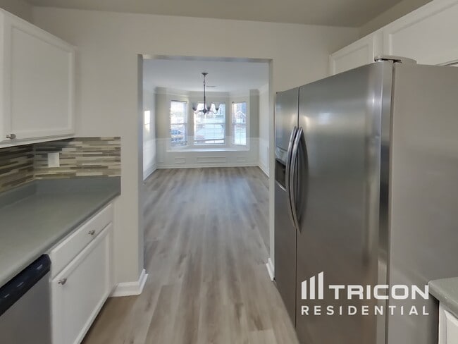 Building Photo - 5570 Hosea Ct