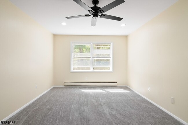 Building Photo - 4 White Birch Trail