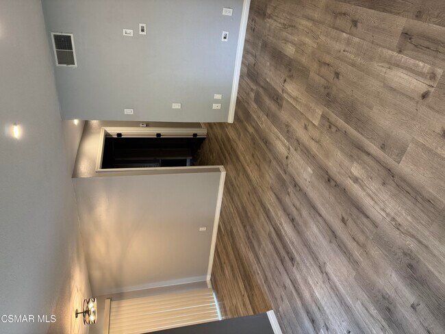 Building Photo - 1652 Orinda Ct