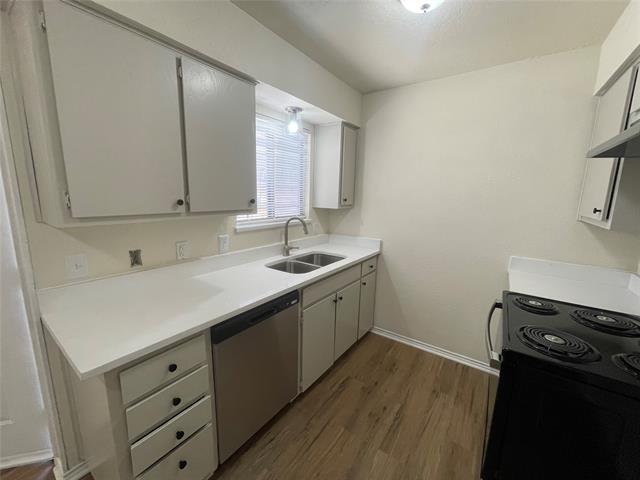 Building Photo - 3149 Tudor Ln