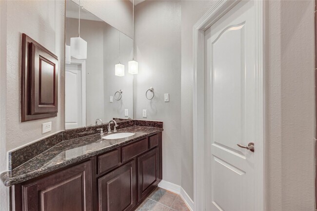 Building Photo - 7803 Courtney Manor Ln