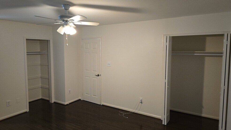 Building Photo - 5719 Rocky Run Dr