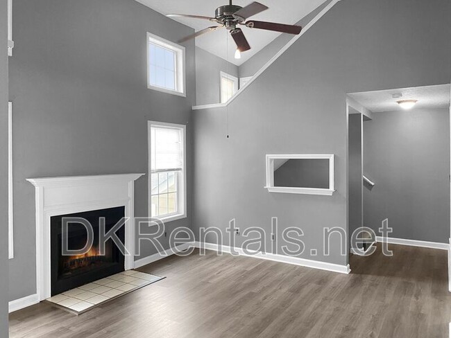 Building Photo - 2160 River Heights Ct SE