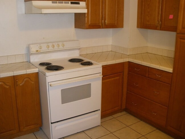 Building Photo - Greenlake / Greenwood Craftsman Home