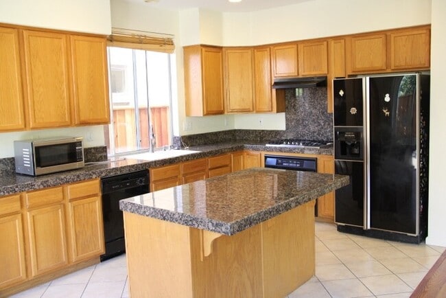Building Photo - 1724 Feasel Ct
