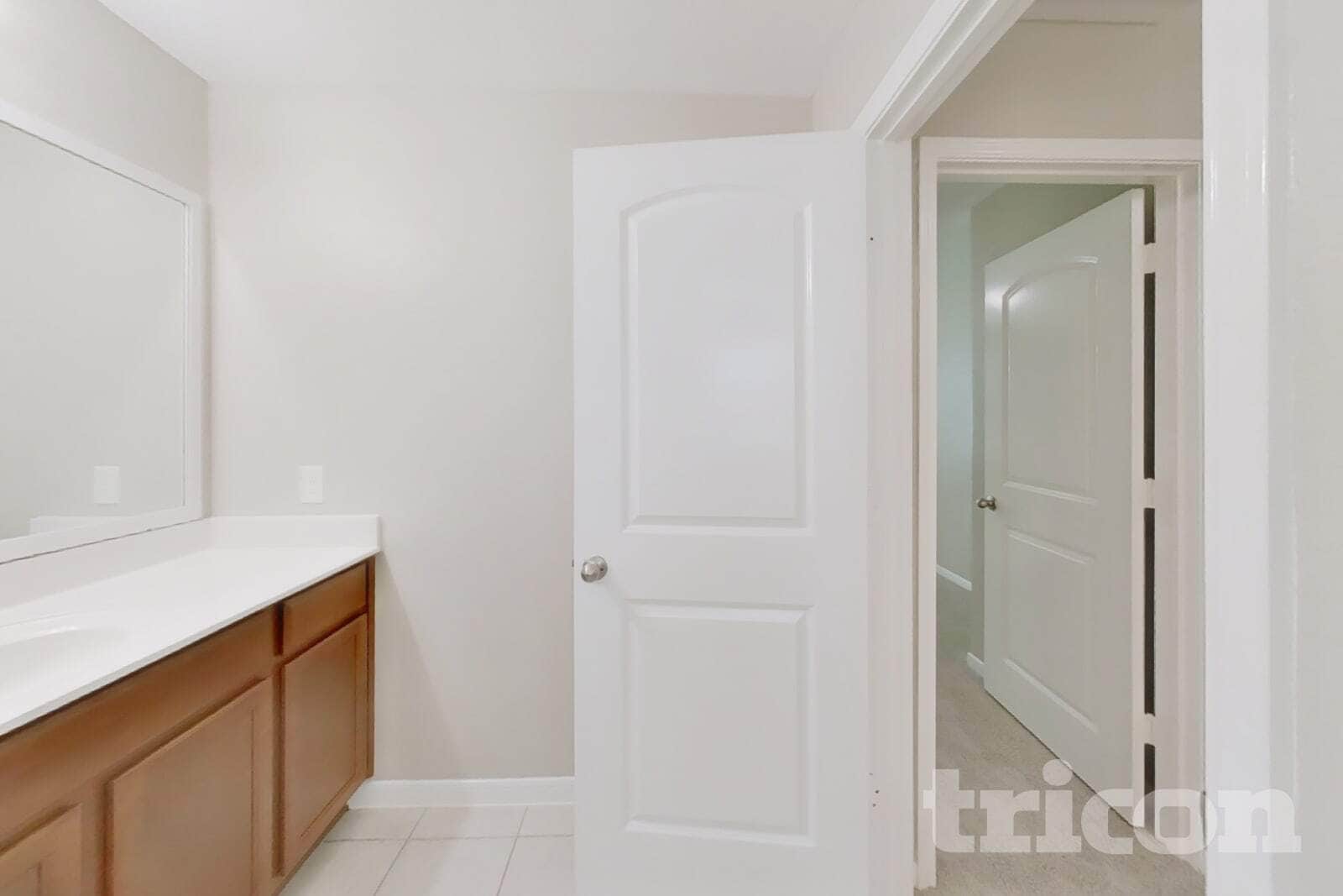 Building Photo - 692 Totem Trail Dr