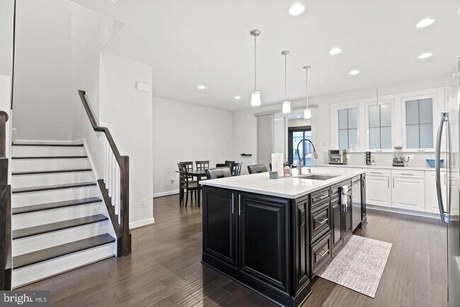 Building Photo - 3156 Goldenwave Ct