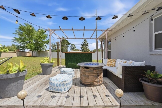 Building Photo - 4937 SW 98th Pl