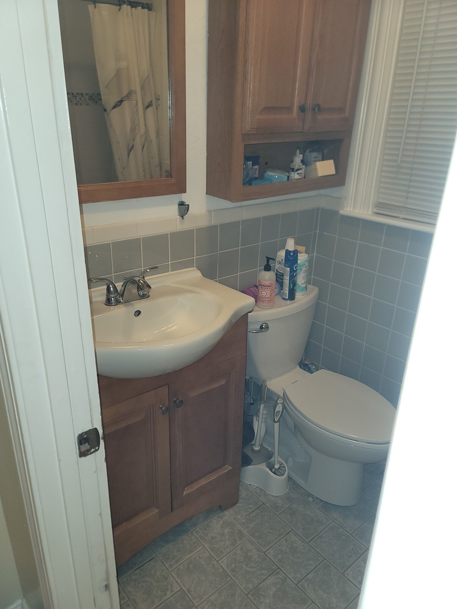 Building Photo - 94 Gill St