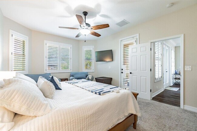 Building Photo - 539 Treviso Dr