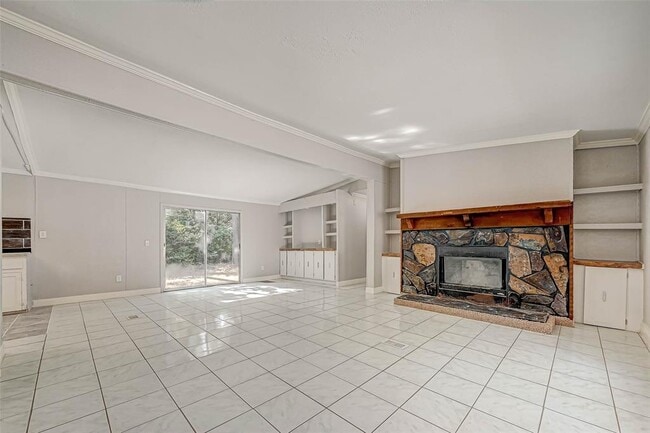 Building Photo - 14572 Hasara Ln