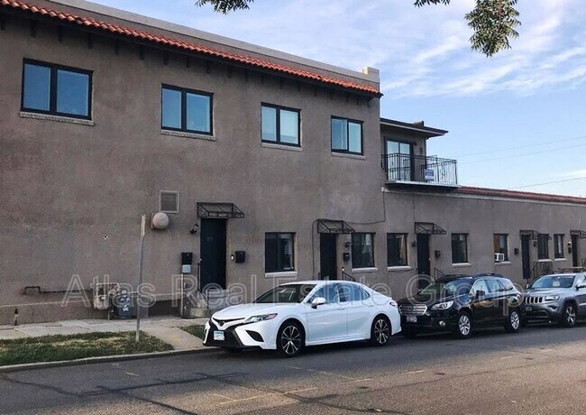 Building Photo - 1535 W 34th Ave