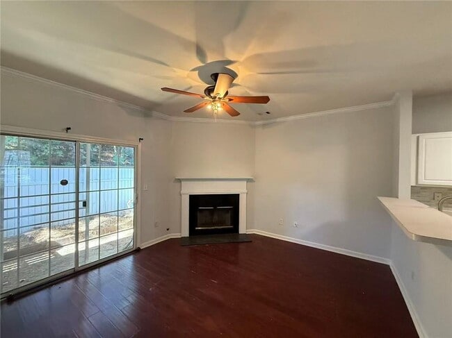 Building Photo - 1499 Cove Creek Cir