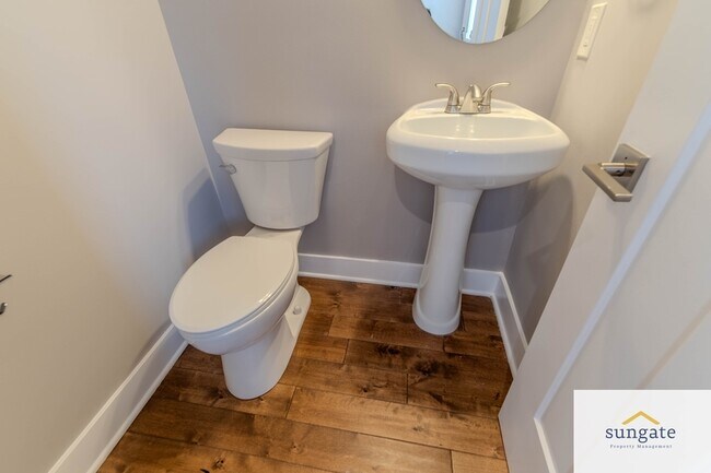 Building Photo - 1125 S Clinton St