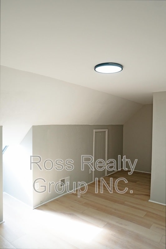 Building Photo - 1148 Earl St