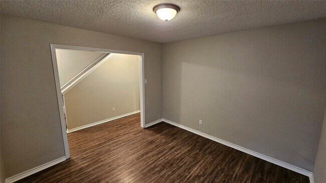 Building Photo - 2827 Thorne Creek Ln