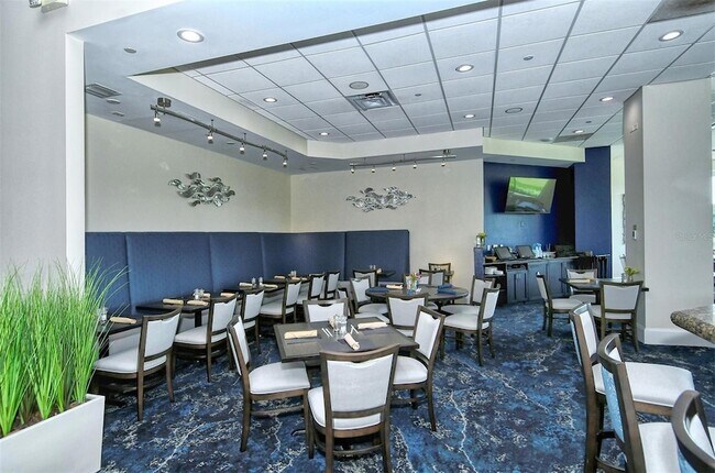 Building Photo - 9300 Clubside Cir
