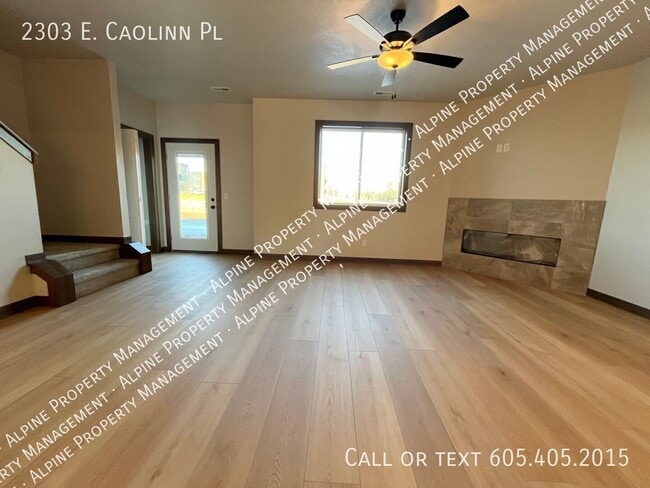 Building Photo - 2303 Caolinn Pl