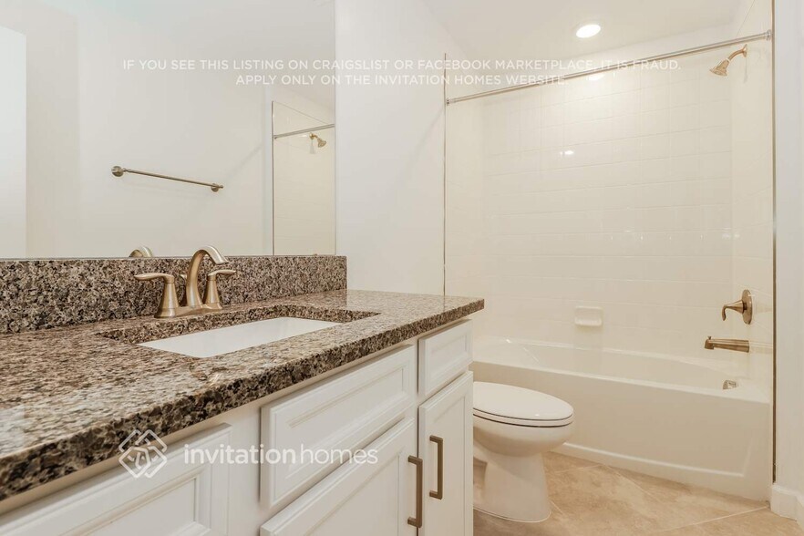 Building Photo - 3087 Bryant Park Dr