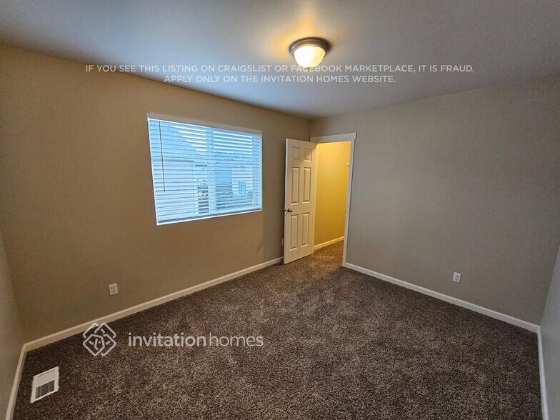 Building Photo - 17911 36th Ave E