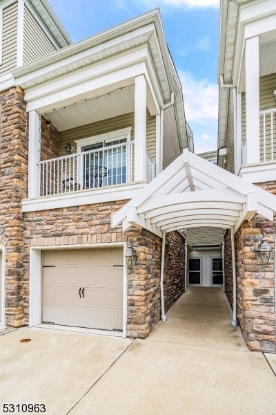 Building Photo - 503 Waterview Ct