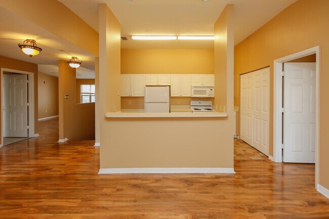 Building Photo - 15207 Harbour Vista Cir