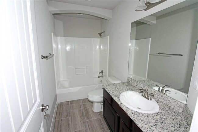 Building Photo - 310 Sullivans Wy