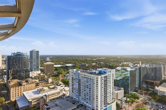 Building Photo - 155 S Court Ave