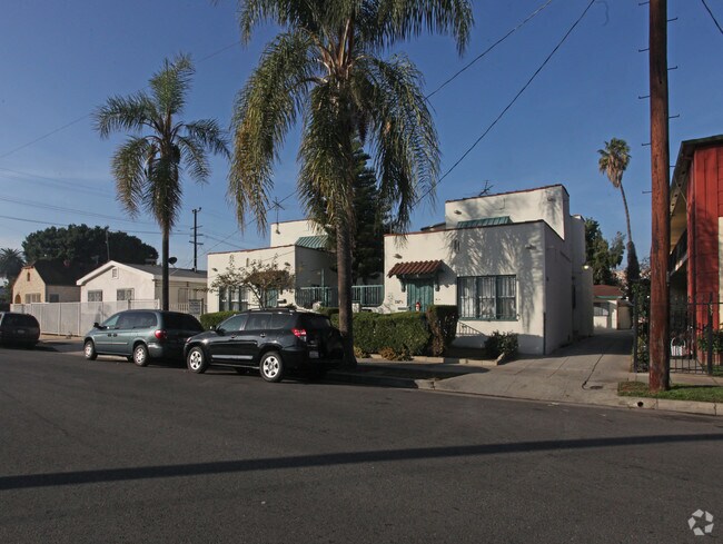Primary Photo - Gillman Apartments