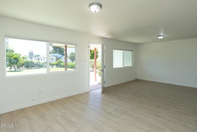 Building Photo - 239 E Collins St