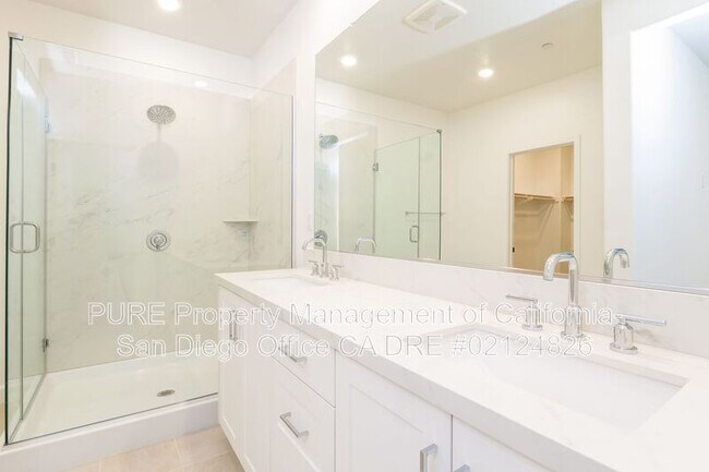 Building Photo - 316 Beaker Rd