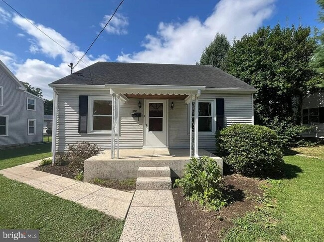 Building Photo - 452 Ohio Ave