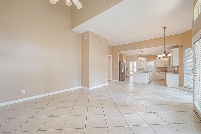 Building Photo - 13135 Finch Brook Dr